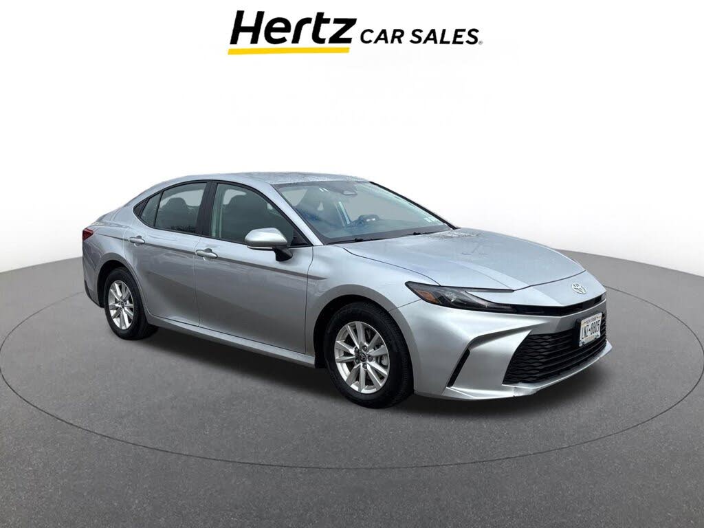2025 Toyota Camry LE FWD