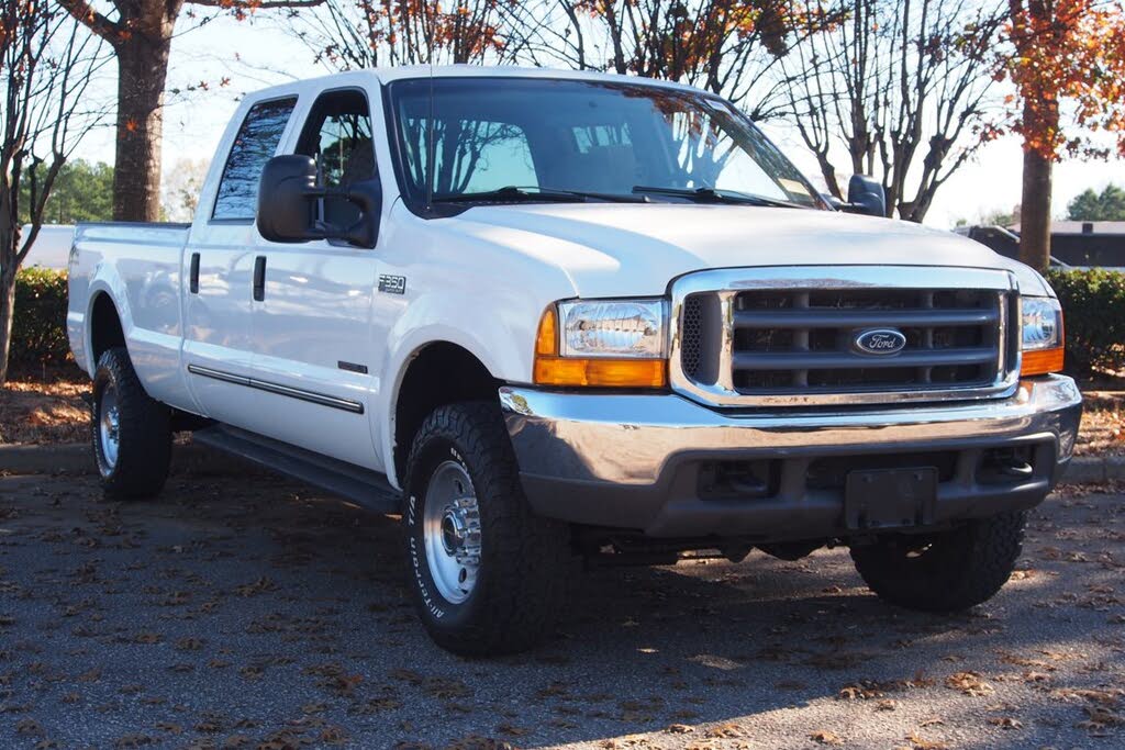 2000 Ford F-350 Super Duty XLT Crew Cab SB 4WD