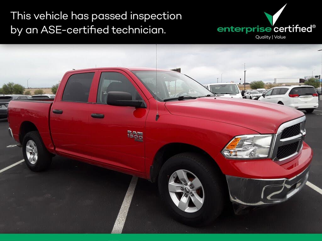 2022 RAM 1500 Classic SLT Crew Cab 4WD