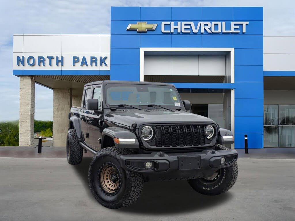 2024 Jeep Gladiator Willys Crew Cab 4WD