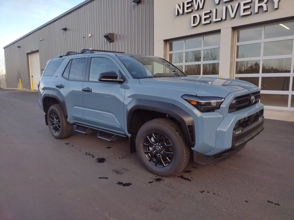 2025 Toyota 4Runner SR5 4WD