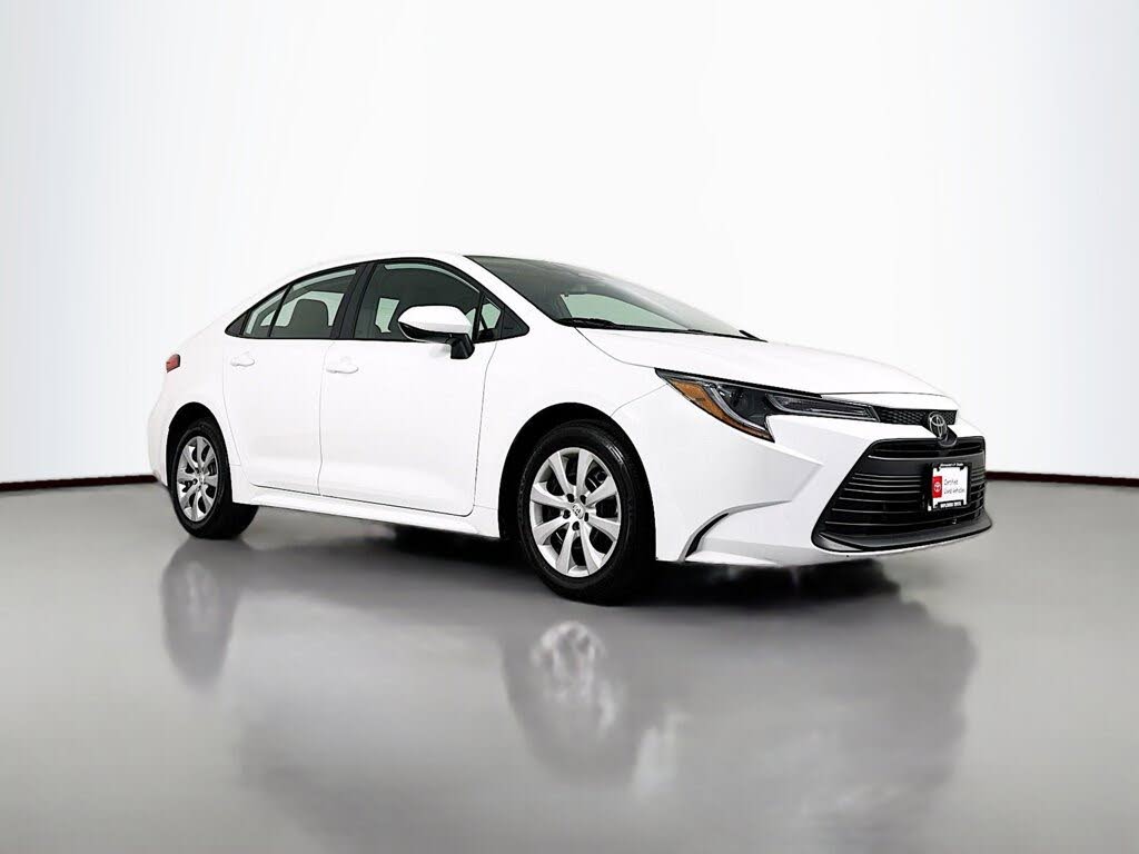 2025 Toyota Corolla LE FWD