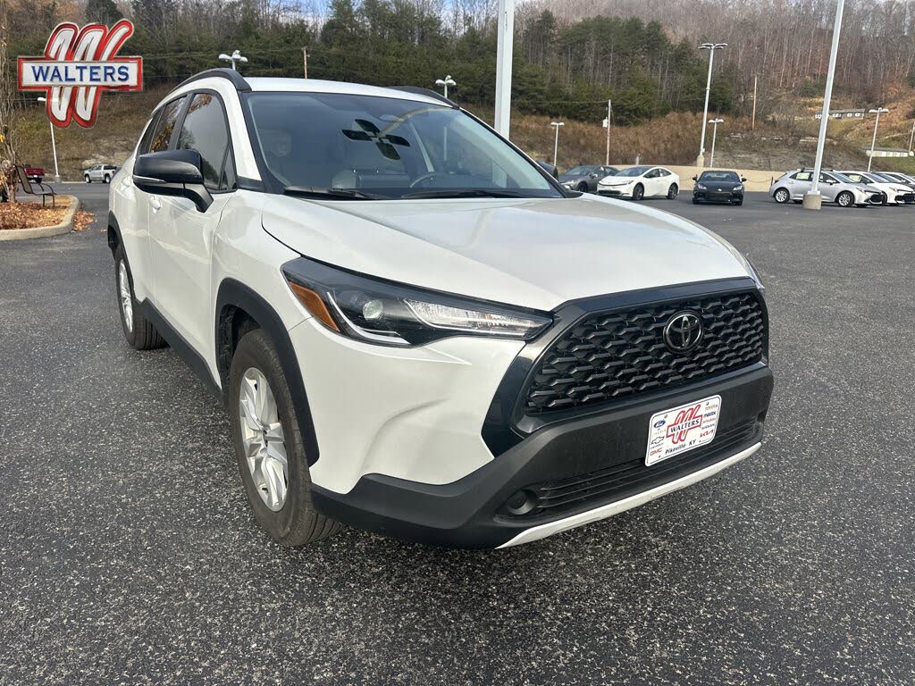 2025 Toyota Corolla Cross LE AWD