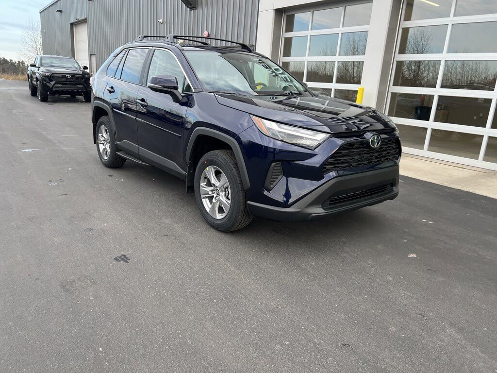 2025 Toyota RAV4 XLE AWD