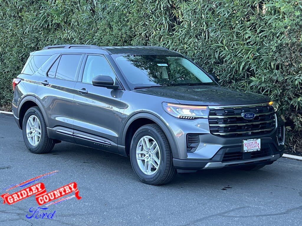 2026 Ford Explorer Active RWD