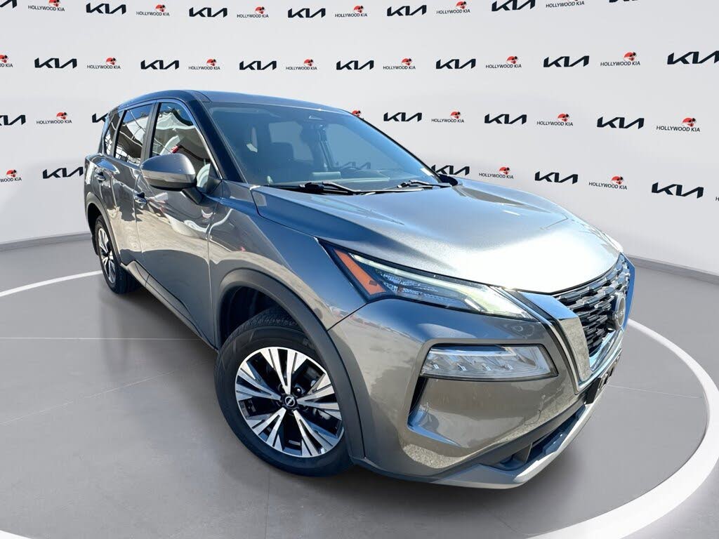 2022 Nissan Rogue SV FWD
