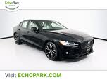 Volvo S60 B5 Plus Dark Theme FWD