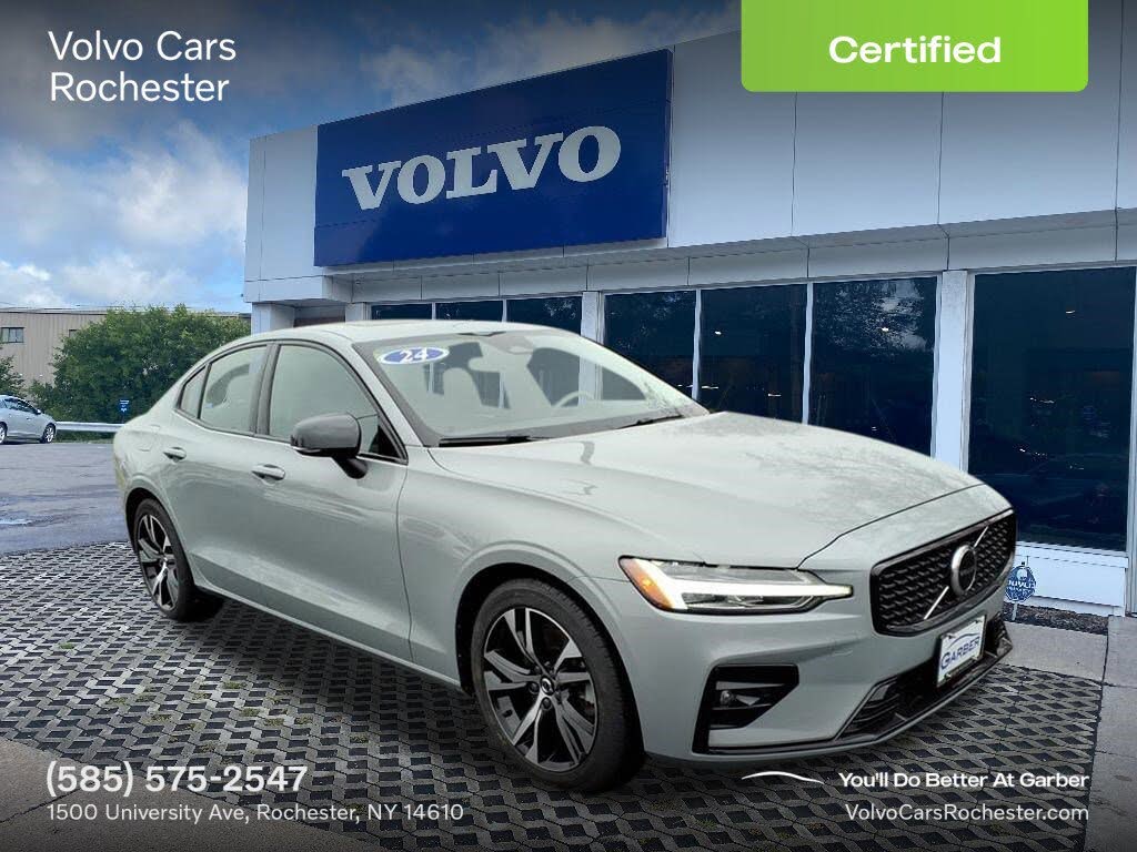 2024 Volvo S60 B5 Core Dark Theme AWD