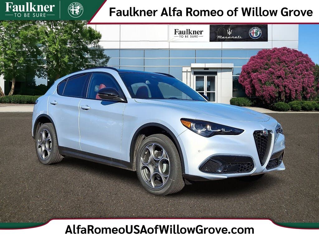 2025 Alfa Romeo Stelvio AWD