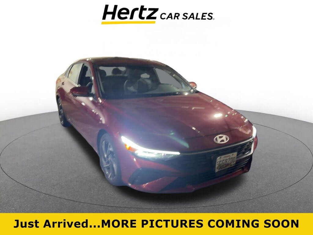 2025 Hyundai Elantra SEL Convenience FWD