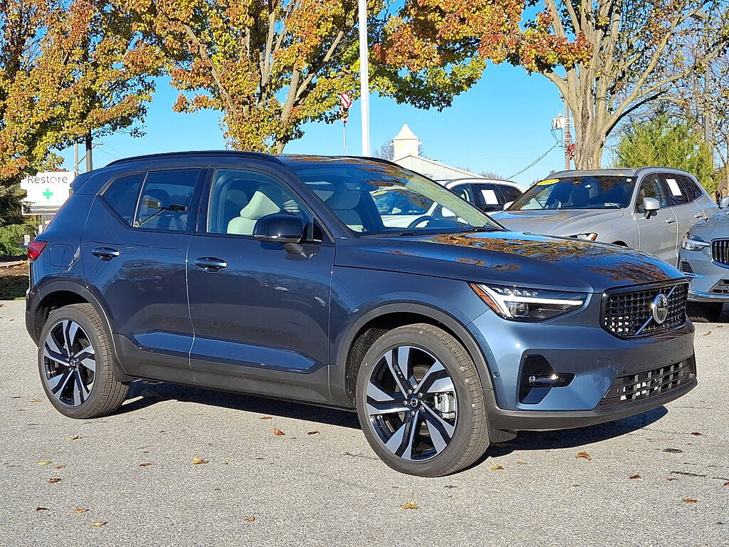 2026 Volvo XC40 B5 Ultra AWD