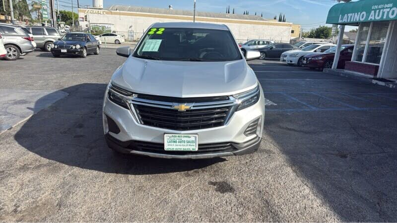2022 Chevrolet Equinox LT FWD with 1LT