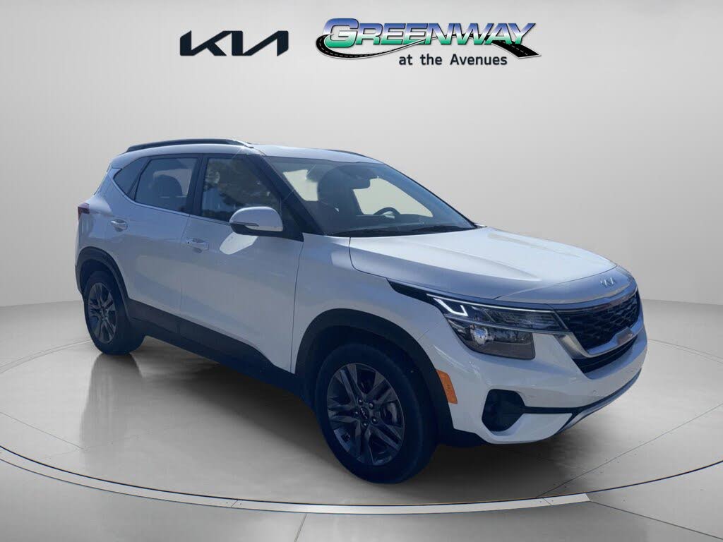 2023 Kia Seltos S FWD