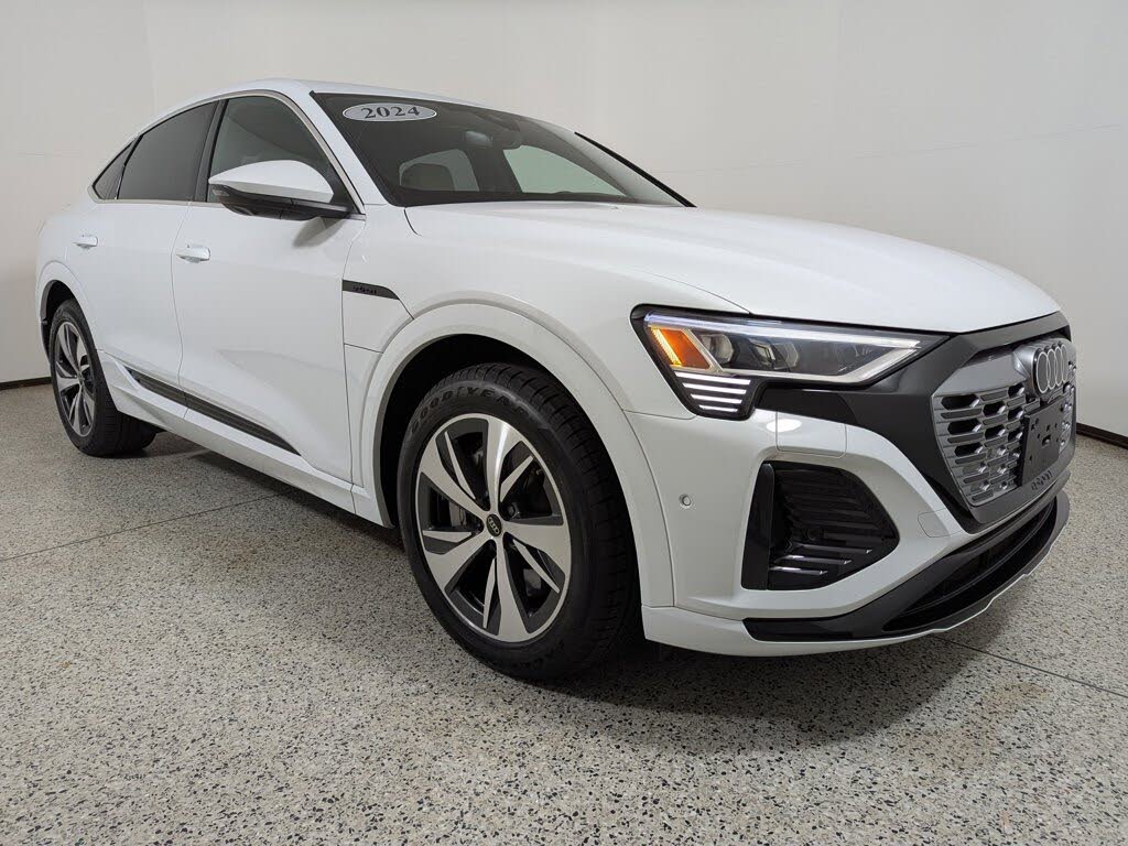 2024 Audi Q8 e-tron Sportback quattro Premium Plus S line AWD