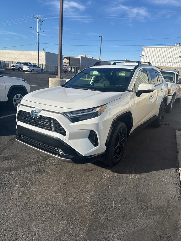 2024 Toyota RAV4 Hybrid SE AWD