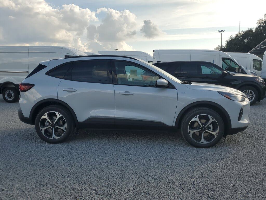 2026 Ford Escape Hybrid ST-Line Select AWD