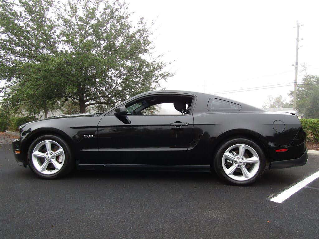 2012 Ford Mustang GT Coupe RWD