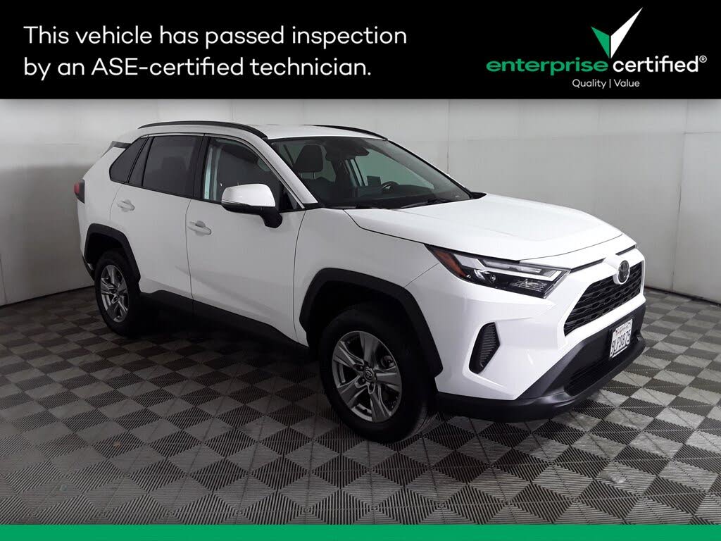 2024 Toyota RAV4 XLE FWD