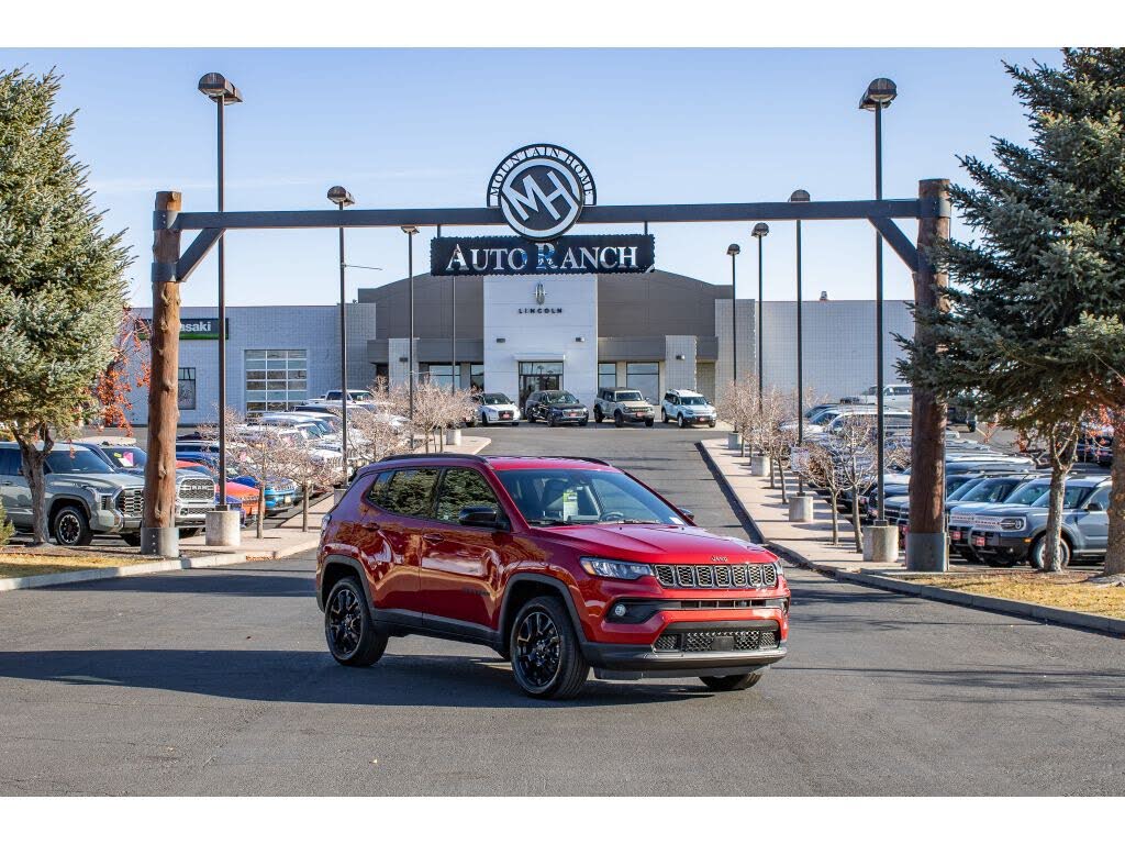 2026 Jeep Compass Latitude Altitude 4WD
