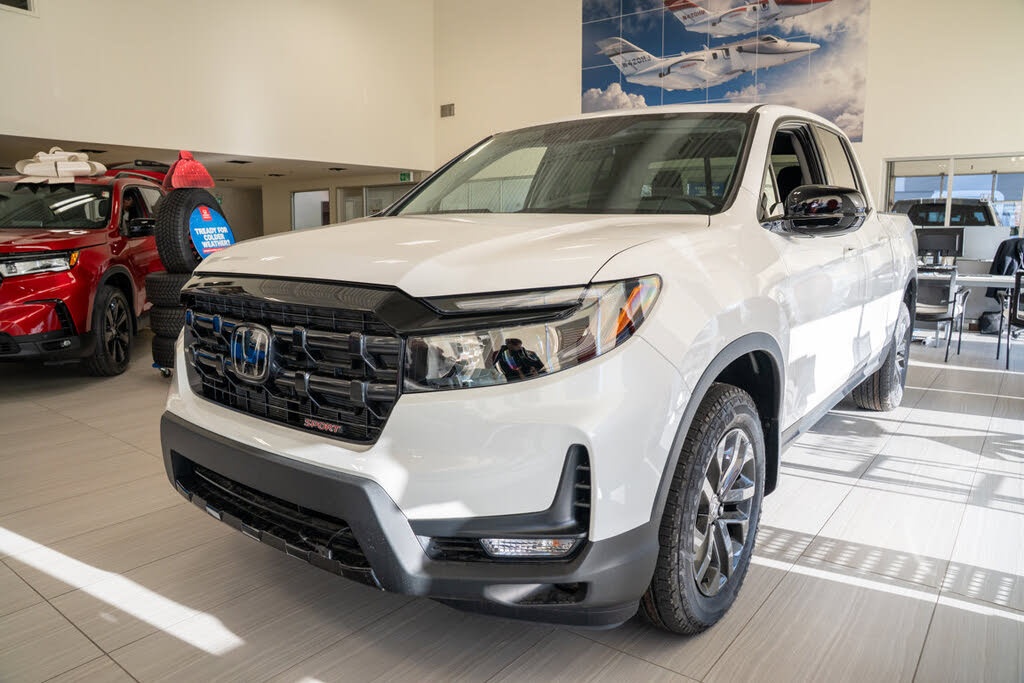 2025 Honda Ridgeline Sport AWD