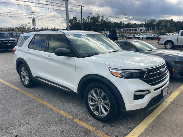 2022 Ford Explorer XLT RWD