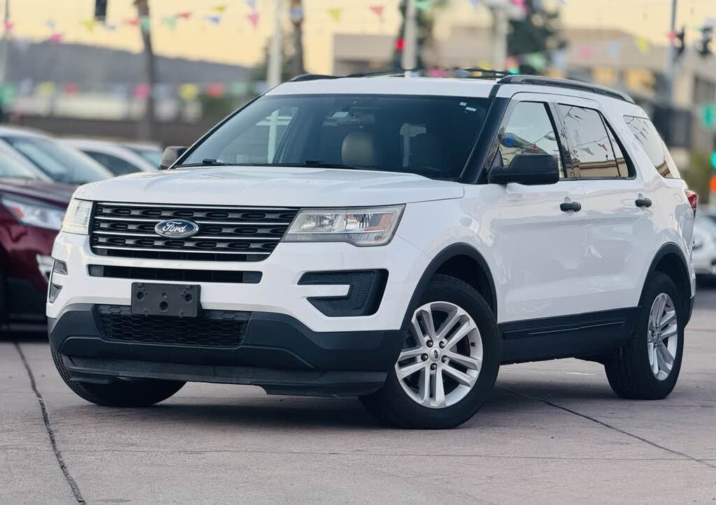 2017 Ford Explorer Base
