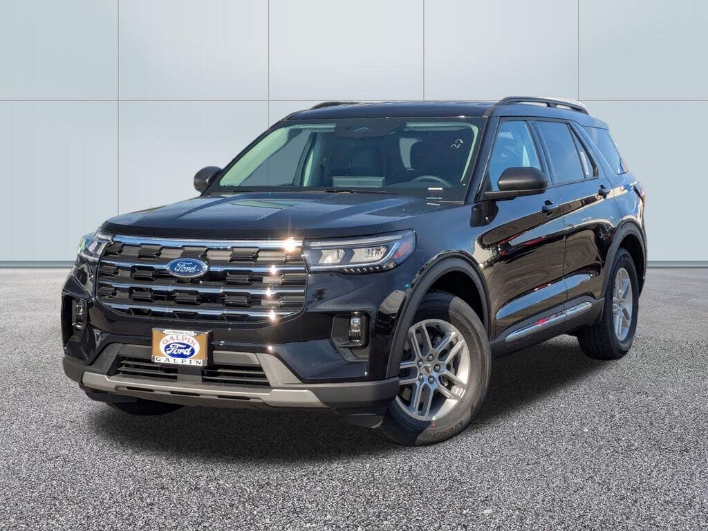 2025 Ford Explorer Active RWD