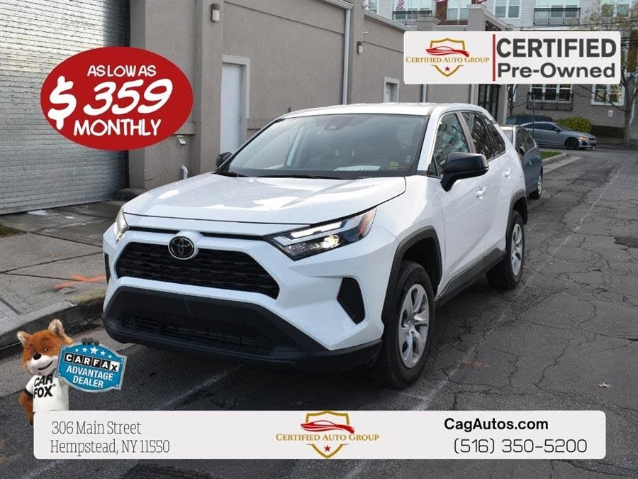 2025 Toyota RAV4 LE FWD