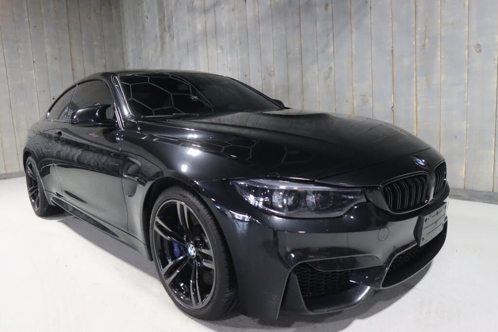 BMW M4 Coupe RWD 2018