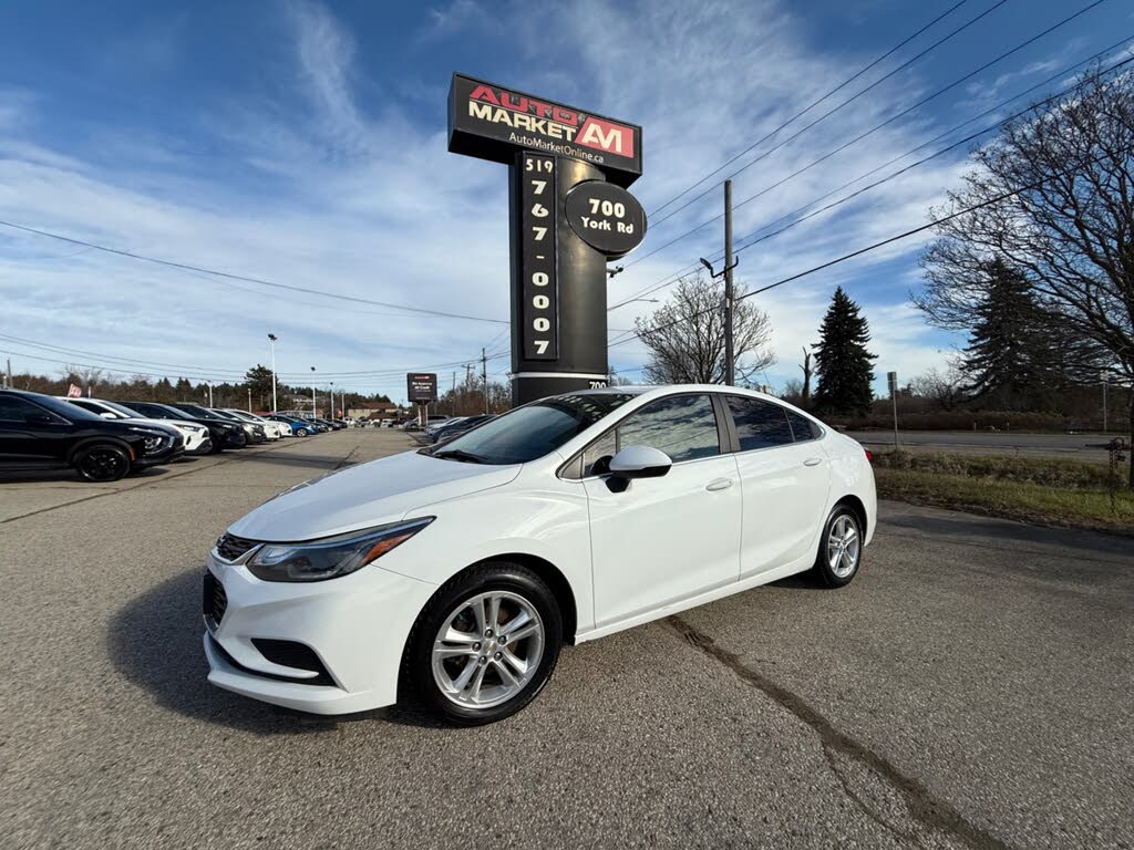 2018 Chevrolet Cruze LT Sedan FWD
