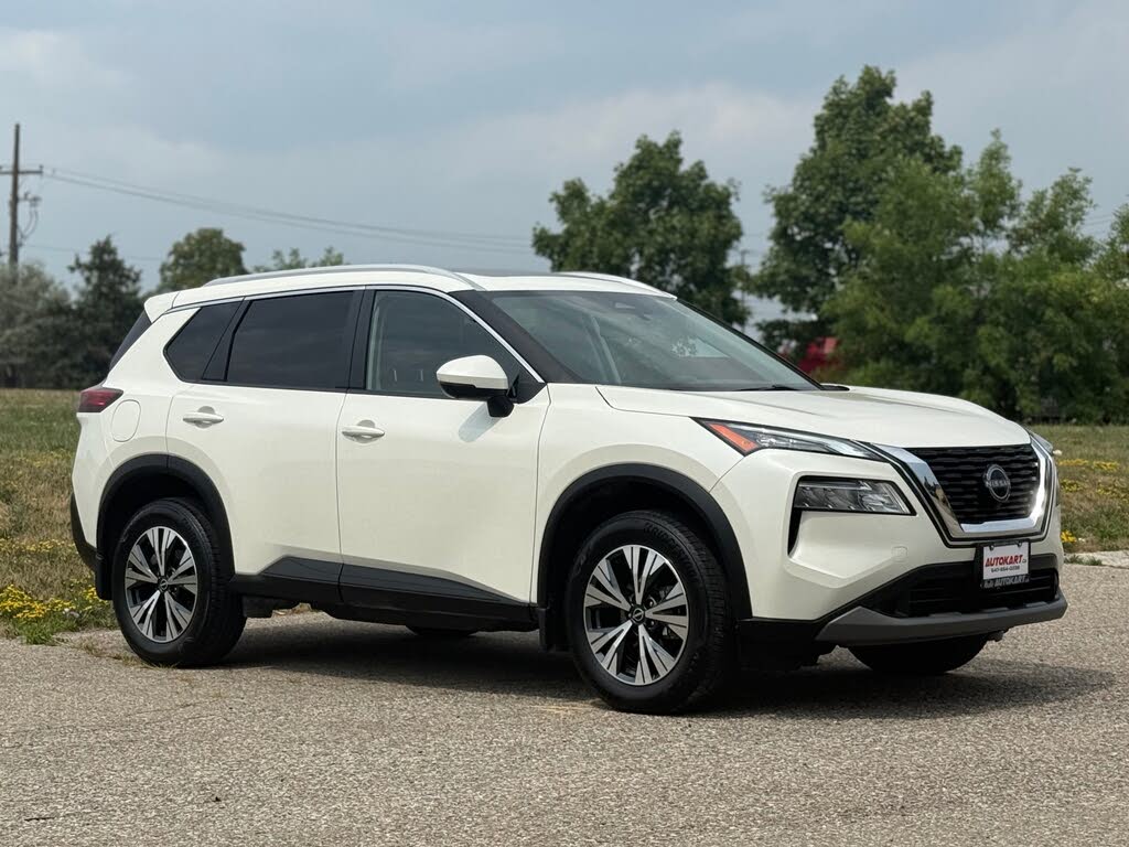 Nissan Rogue SV Moonroof AWD 2023
