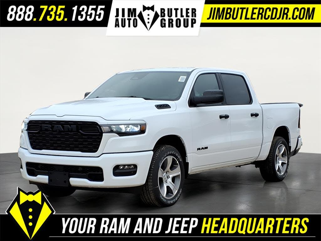 2026 RAM 1500 Express Crew Cab 4WD
