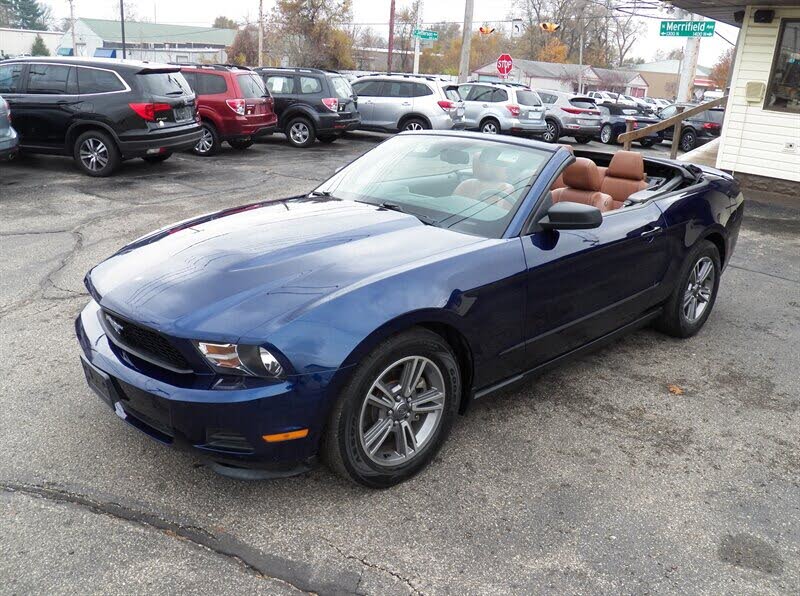 2011 Ford Mustang V6 Premium Convertible RWD