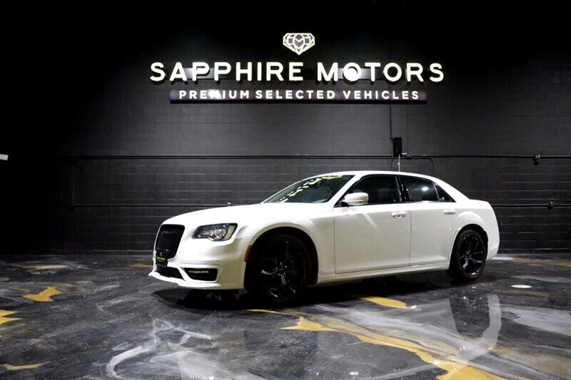 2023 Chrysler 300 Touring L RWD