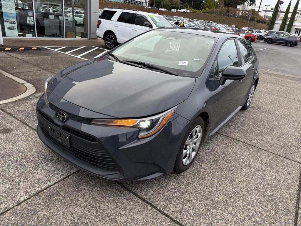 2023 Toyota Corolla LE FWD