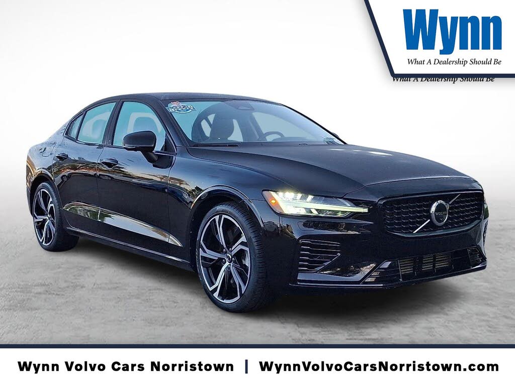 2023 Volvo S60 Recharge T8 Plus Dark Theme eAWD