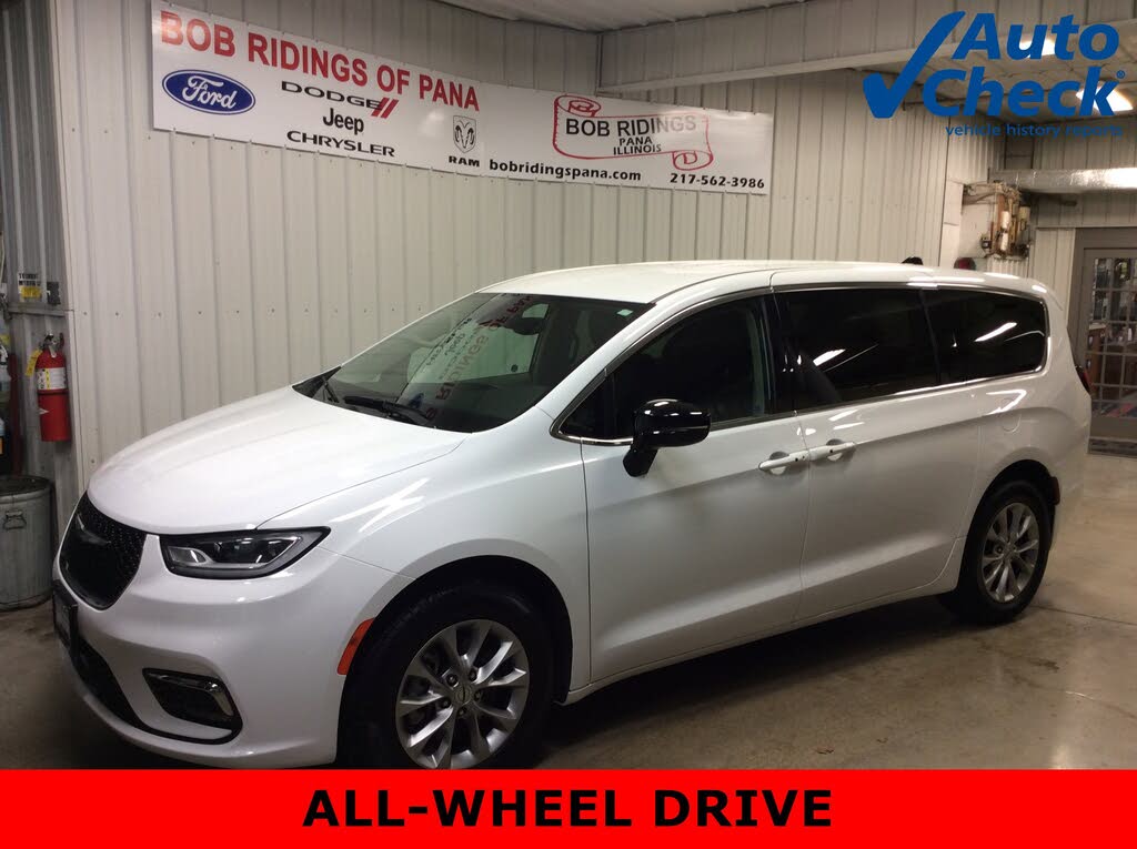 2024 Chrysler Pacifica Touring L AWD