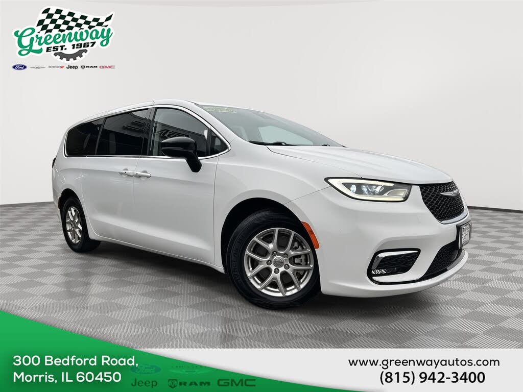 2024 Chrysler Pacifica Touring L FWD