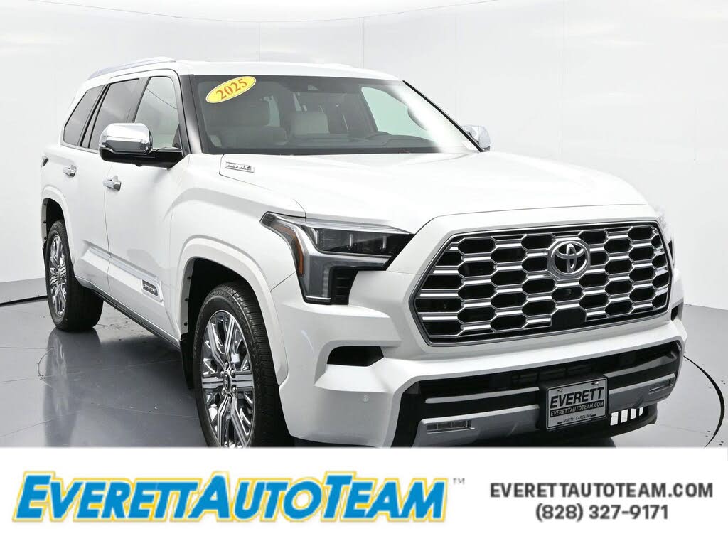 2025 Toyota Sequoia Capstone 4WD