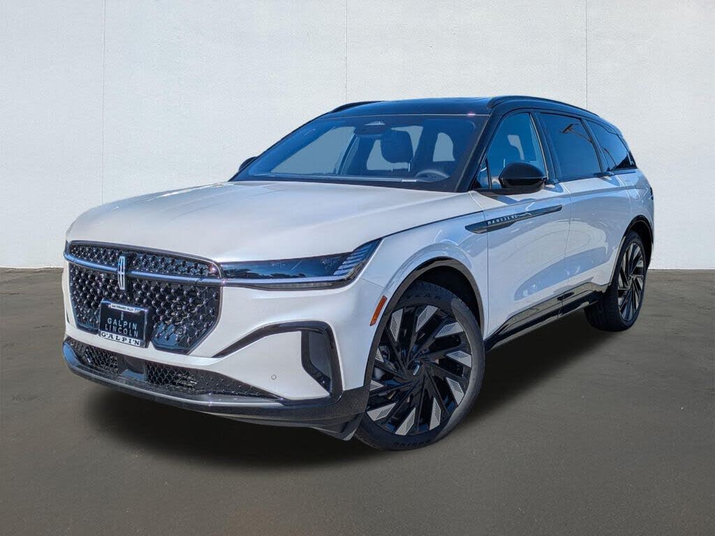 2026 Lincoln Nautilus Reserve AWD