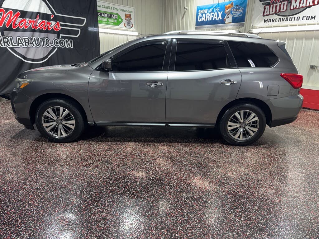 2017 Nissan Pathfinder S