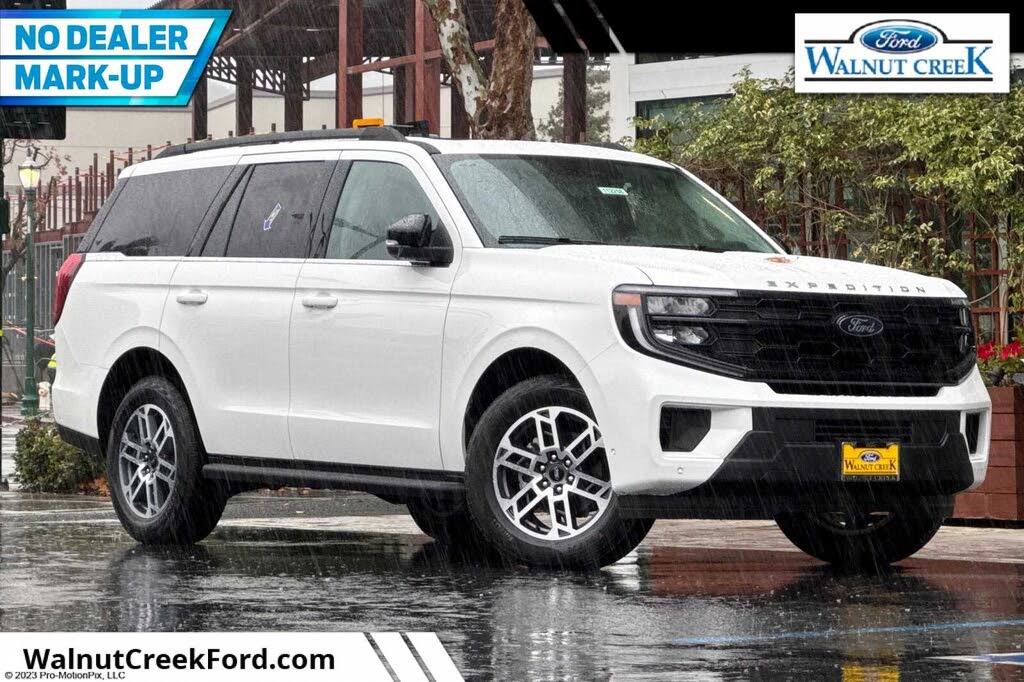 2025 Ford Expedition Active 4WD