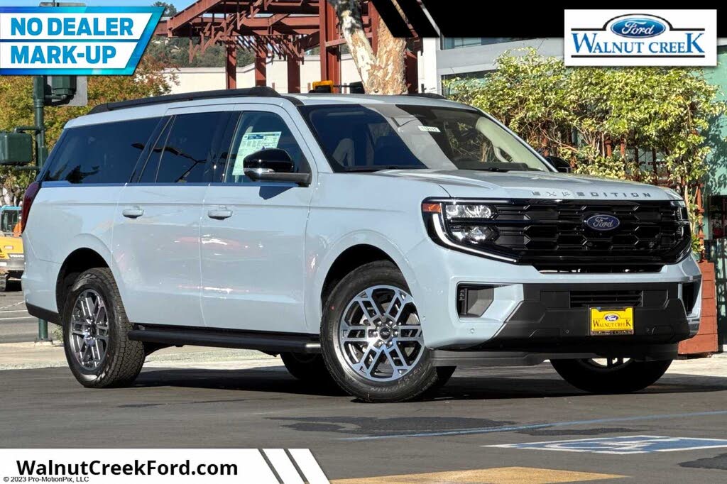 2025 Ford Expedition MAX Active 4WD