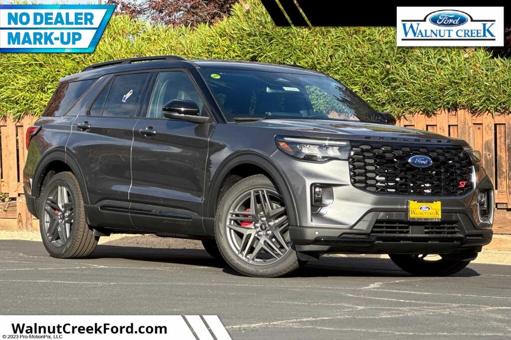 2025 Ford Explorer ST AWD