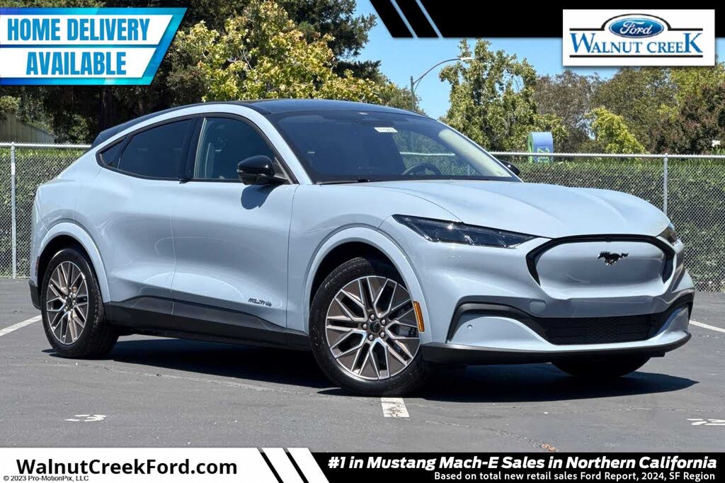 2025 Ford Mustang Mach-E Premium AWD