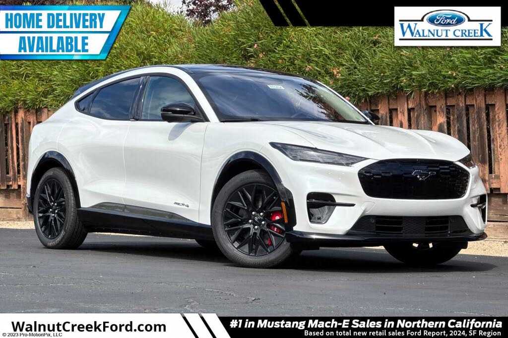 2025 Ford Mustang Mach-E Premium AWD