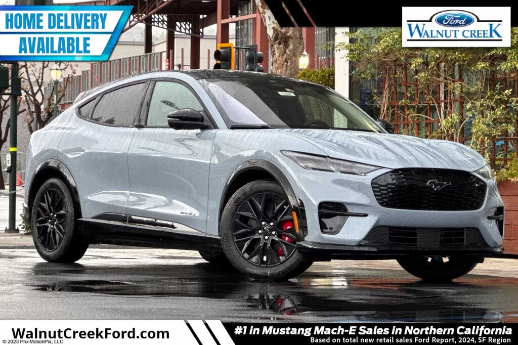 2025 Ford Mustang Mach-E Premium RWD