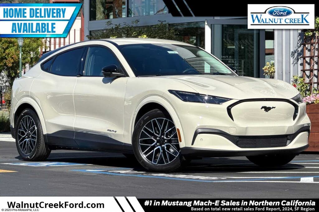 2025 Ford Mustang Mach-E Premium RWD