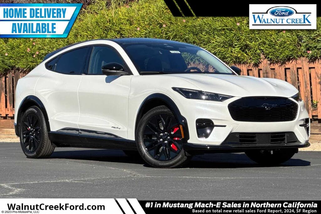 2025 Ford Mustang Mach-E Premium RWD