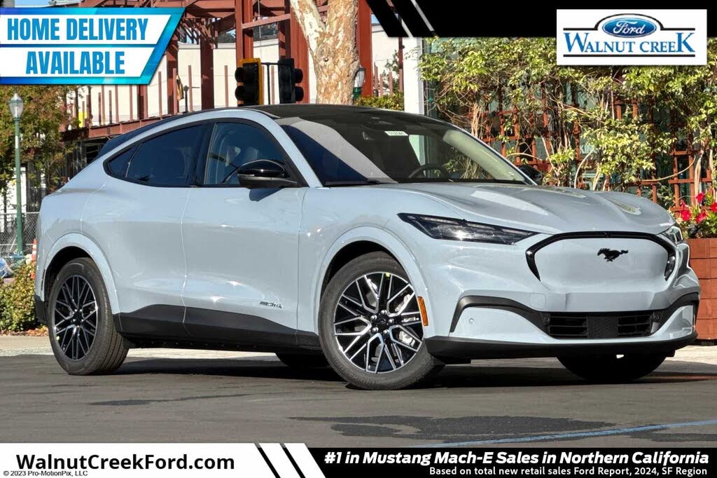2025 Ford Mustang Mach-E Premium AWD